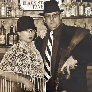 Meet your Posher, Stuart